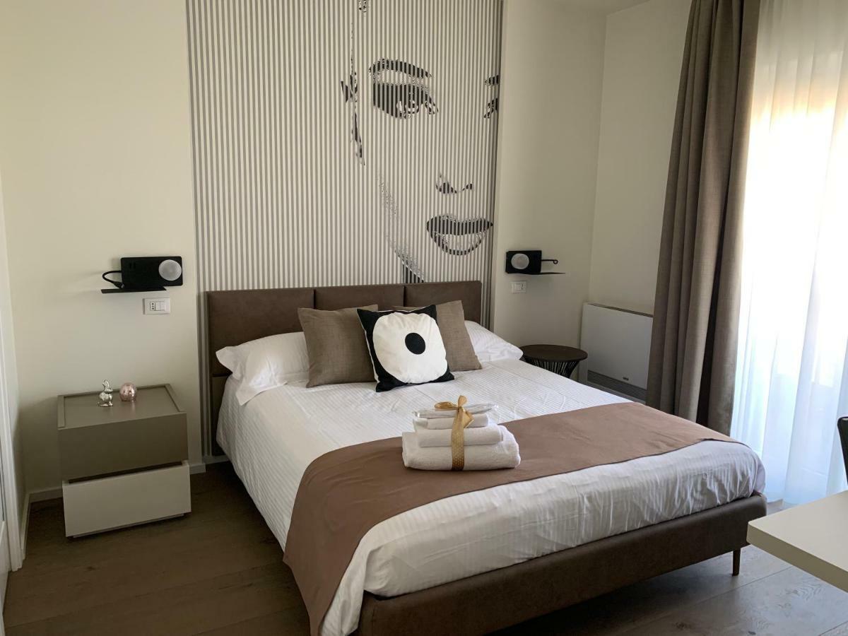 Agora B&B Urban Relais Canosa di Puglia Luaran gambar